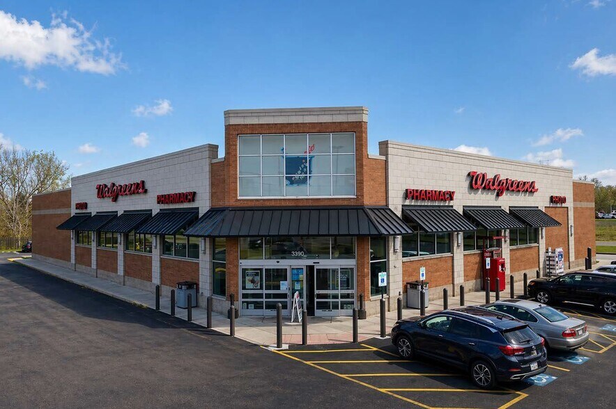 More Photos Of 3390 Elm Rd, Warren Drugstore For Sale