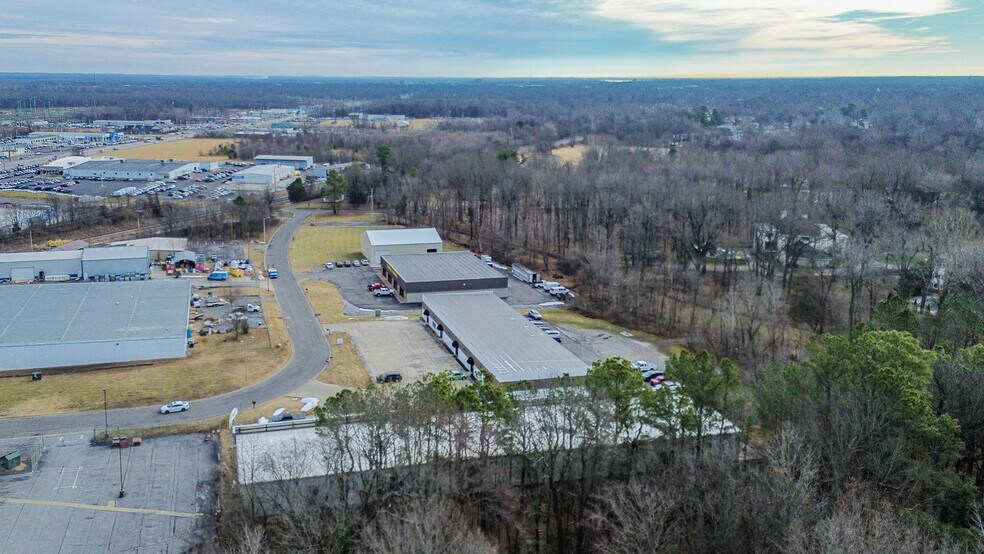 More Photos Of 3530 Park Plaza Rd, Paducah Flex For Lease