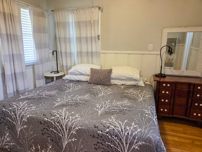 More Photos Of 150 W 8th St, Santa Rosa Apartments For Sale
