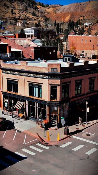 Primary Photo Of 301 Victor Ave, Victor Hotel For Sale