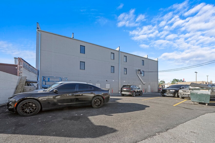 More Photos Of 5416-22 W Belmont Ave, Chicago Apartments For Sale