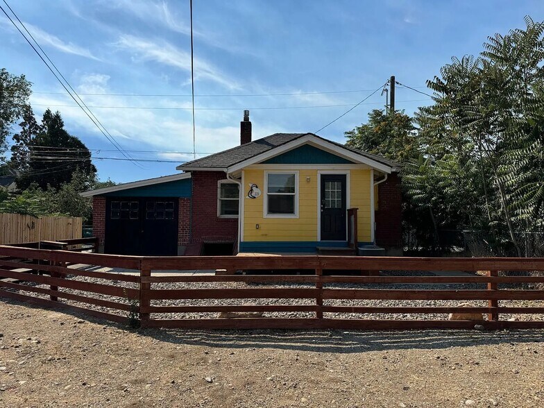 More Photos Of 326 Stewart St, Reno Apartments For Sale