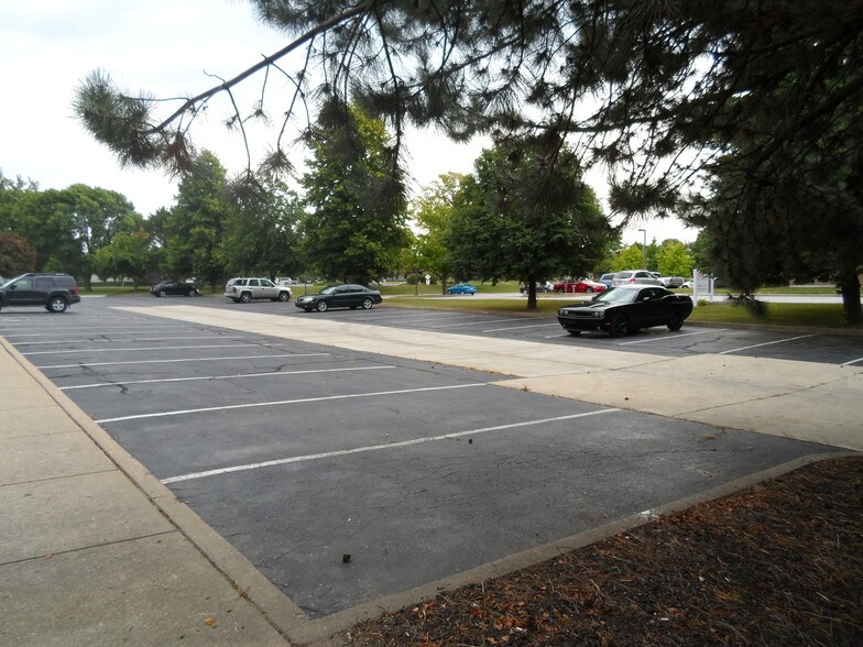 More Photos Of 1305 Cumberland Ave, West Lafayette Office For Lease