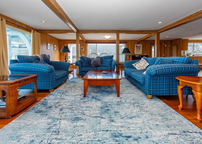 More Photos Of 109 Shore Rd, Southwest Harbor Flex For Sale