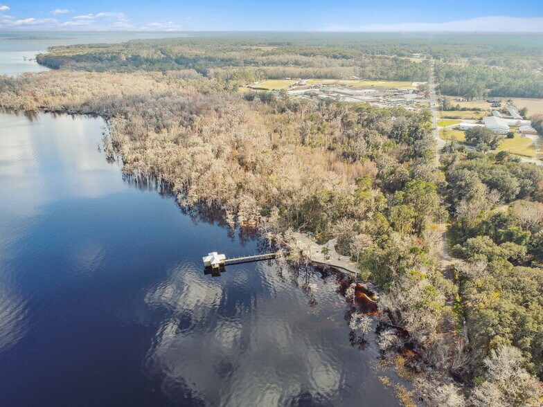 More Photos Of 106 Union Ave, Crescent City Land For Sale