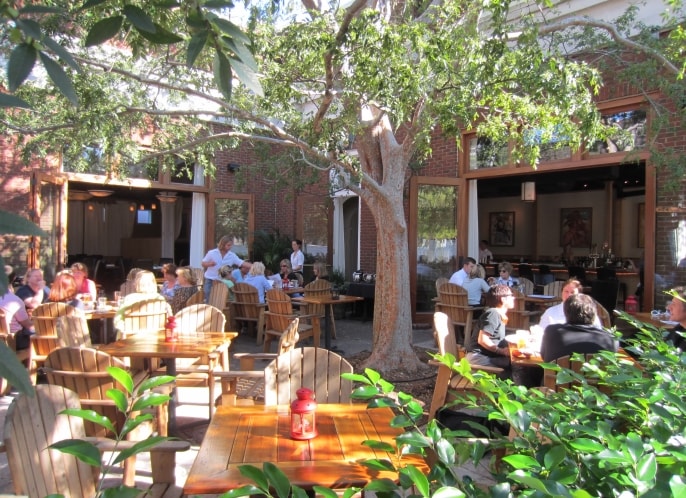 More Photos Of 164 Market St, Charleston Unknown For Lease