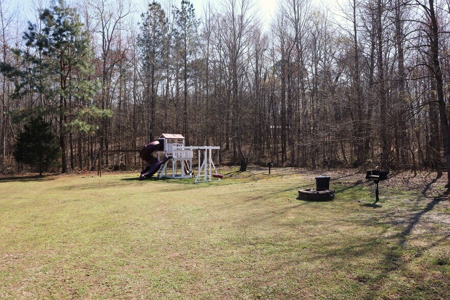 More Photos Of 329 Rice Ln, Springville Trailer Camper Park For Sale