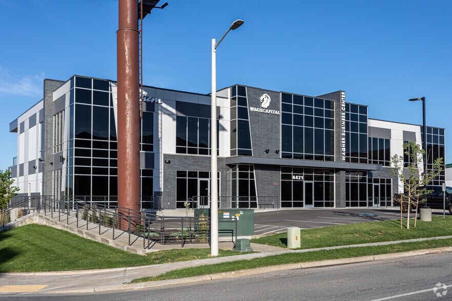 More Photos Of 4421 N Thanksgiving Way, Lehi Office For Lease