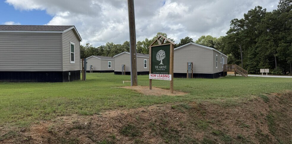 Primary Photo Of E McCarty St, Sandersville Manufactured Housing Mobile Home Park For Sale