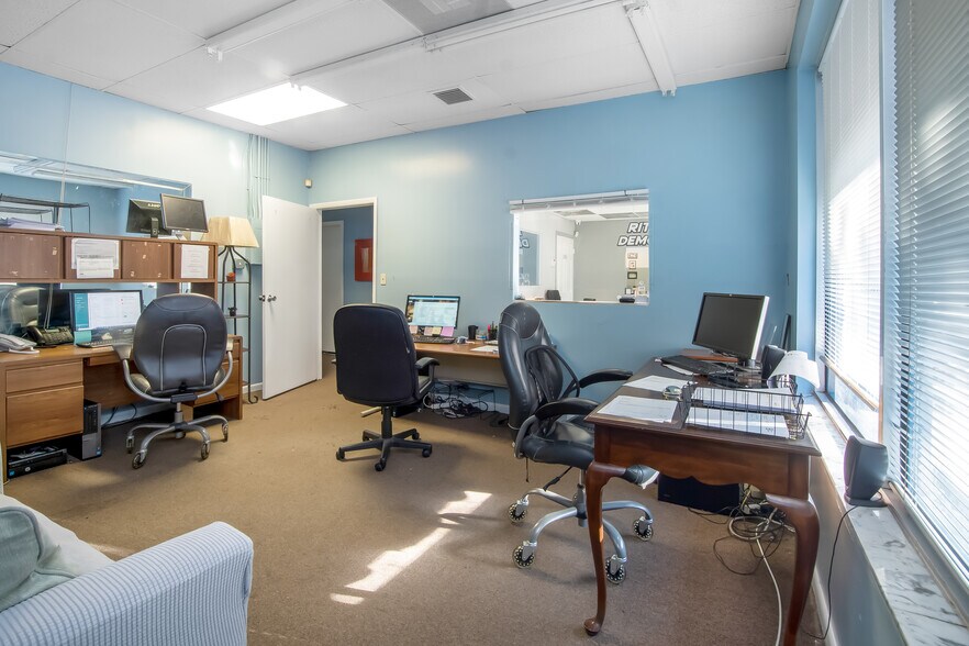 More Photos Of 3071 NW 64th Ave, Sunrise Warehouse For Lease