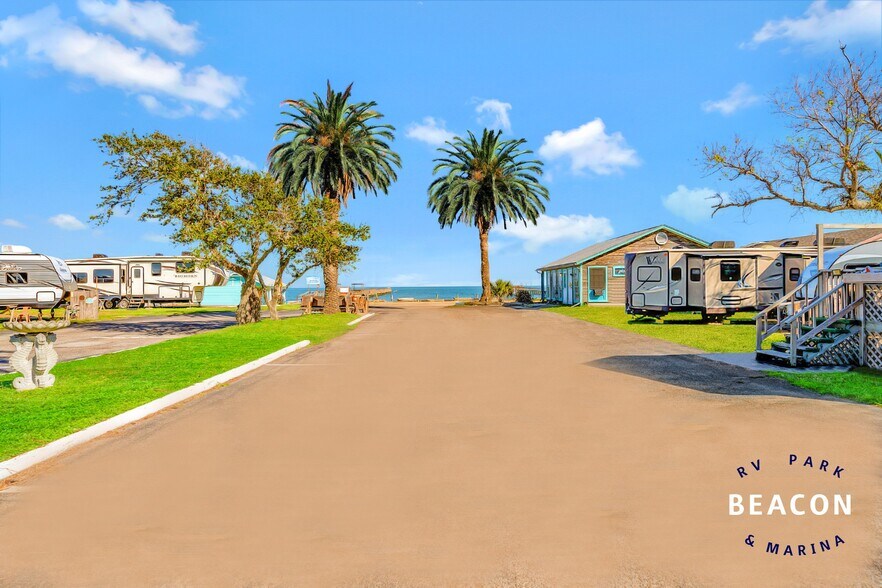 More Photos Of 301 S Fulton Beach, Rockport Trailer Camper Park For Sale