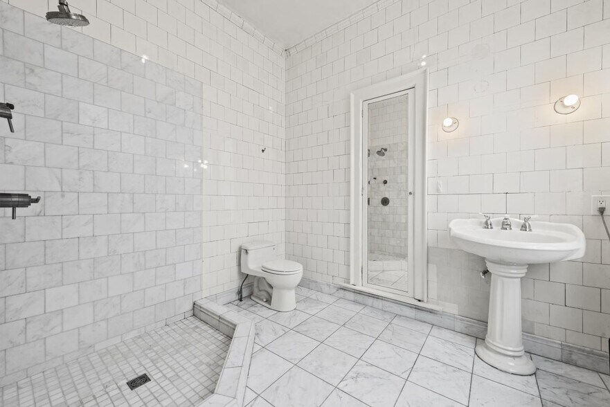 More Photos Of 8469 E Jefferson Ave, Detroit Office Residential For Sale