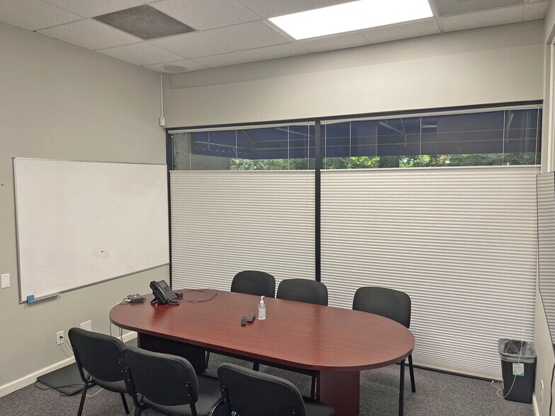 More Photos Of 525 Portal St, Cotati Distribution For Sale