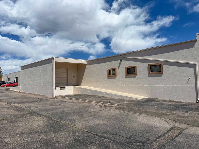 More Photos Of 1485 Garden Of The Gods Rd, Colorado Springs Distribution For Sale
