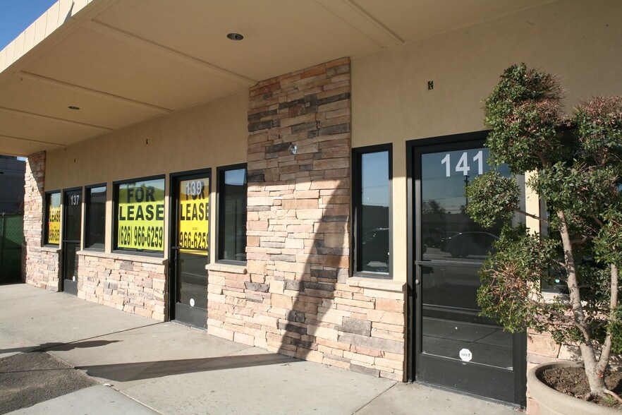 More Photos Of 137-147 E Badillo, Covina Storefront Retail Office For Lease