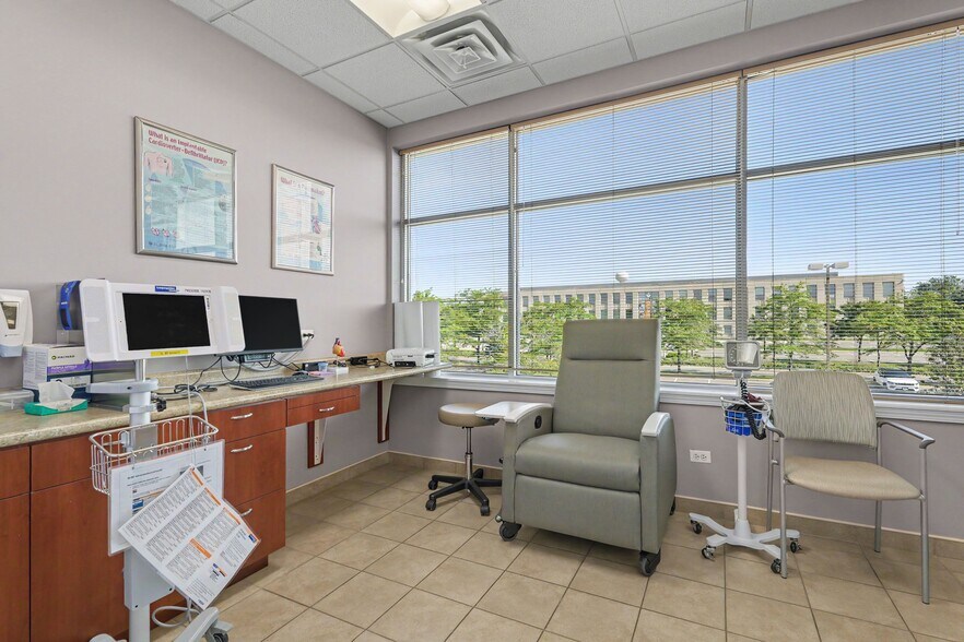 More Photos Of 900 Technology Way, Libertyville Medical For Sale