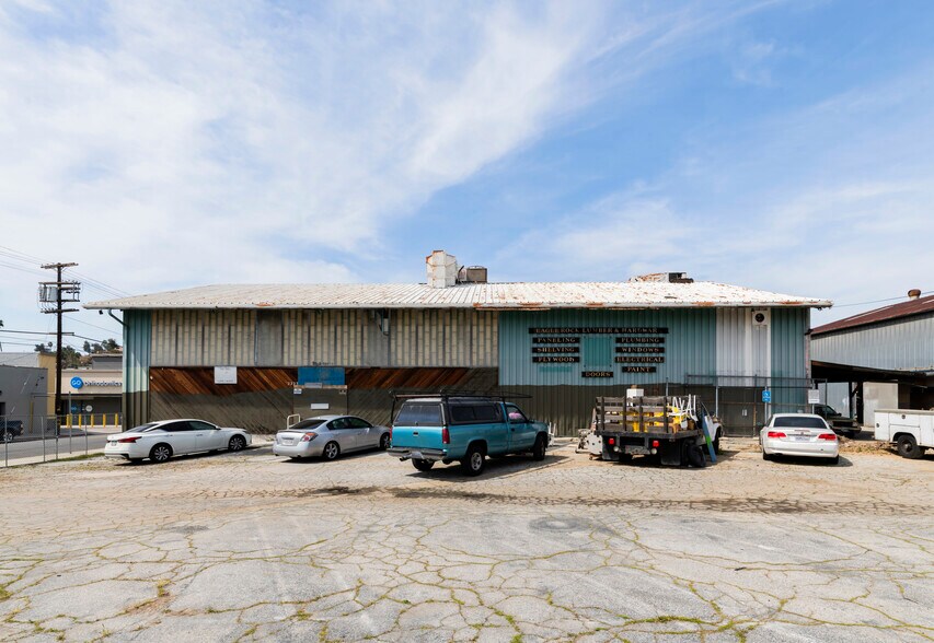 More Photos Of 2219 Fair Park Ave, Los Angeles Warehouse For Lease