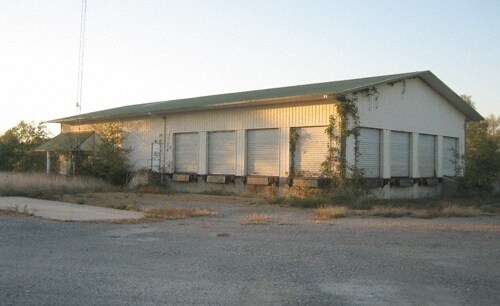 More Photos Of 1310 Burge Rd, Centralia Truck Terminal For Sale