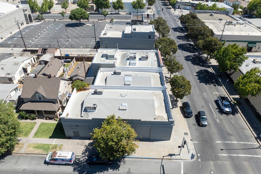 More Photos Of 601-611 H St, Modesto Storefront For Sale