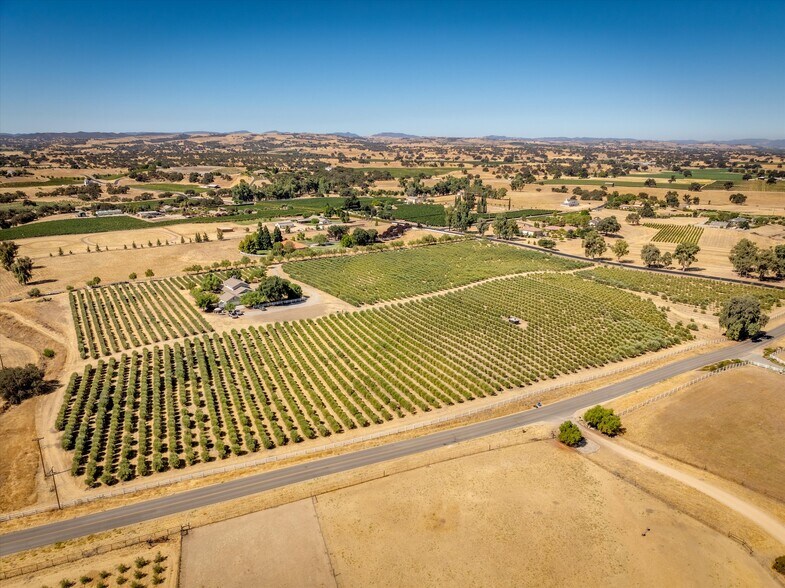 More Photos Of 5055 Rancho La Loma Linda Dr, Paso Robles Specialty For Sale