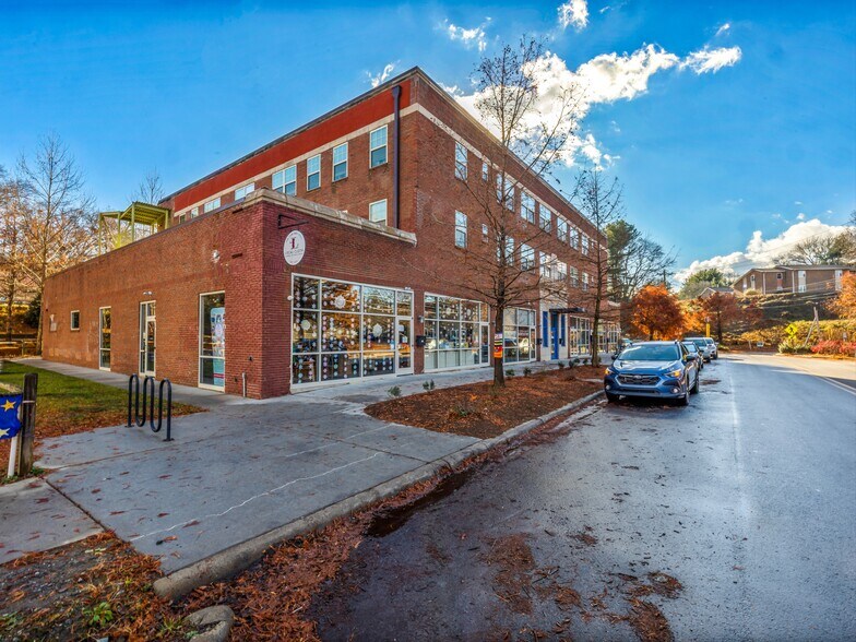 More Photos Of 408 Depot St, Asheville Medical For Sale