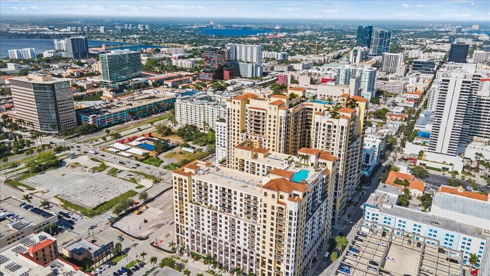 More Photos Of 801 S Olive Ave, West Palm Beach Apartments For Lease