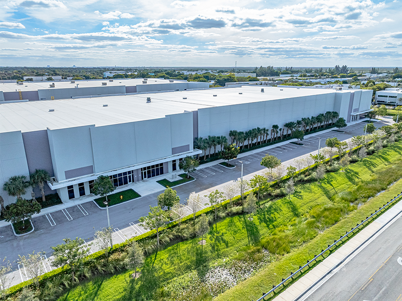 More Photos Of 12000 NW 39 St, Coral Springs Unknown For Lease