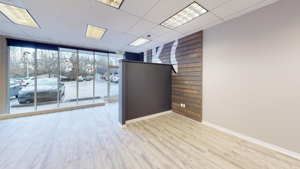 More Photos Of 13500 NE Bel Red Rd, Bellevue Freestanding For Lease