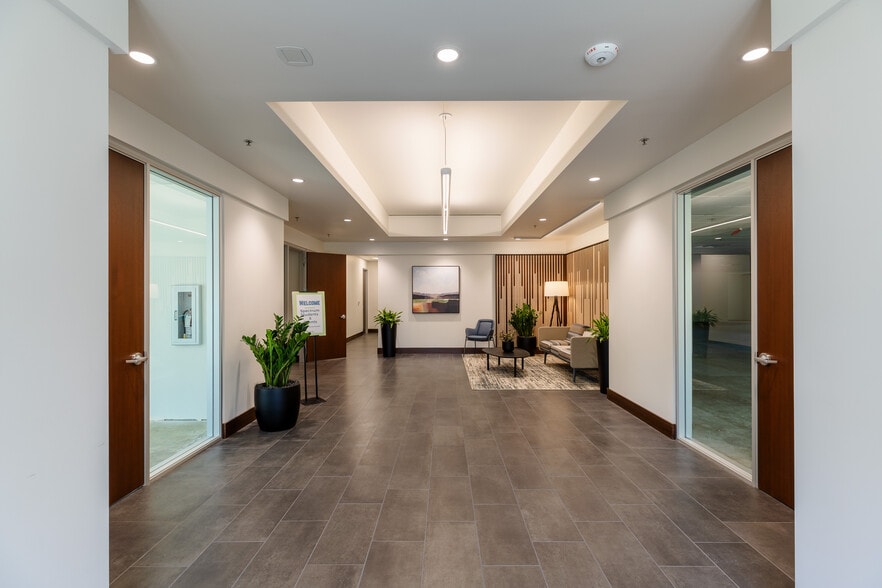 More Photos Of 15115 SW Sequoia Pky, Portland Office For Lease