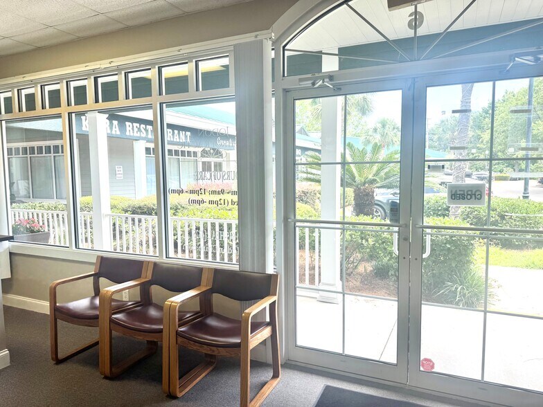 More Photos Of 149 Riverwalk Blvd, Ridgeland Storefront Retail Office For Sale