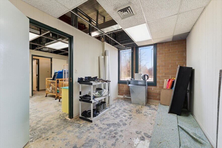 More Photos Of 3333 Brecksville Rd, Richfield Office For Lease