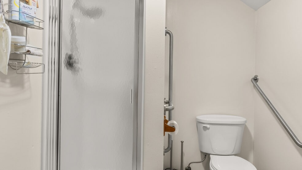 More Photos Of 26 Benton Rd, Wassaic Office For Lease