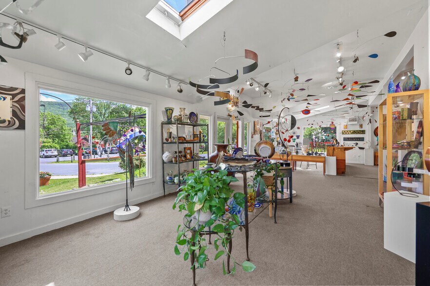 More Photos Of 8 Center St, West Stockbridge Restaurant For Sale