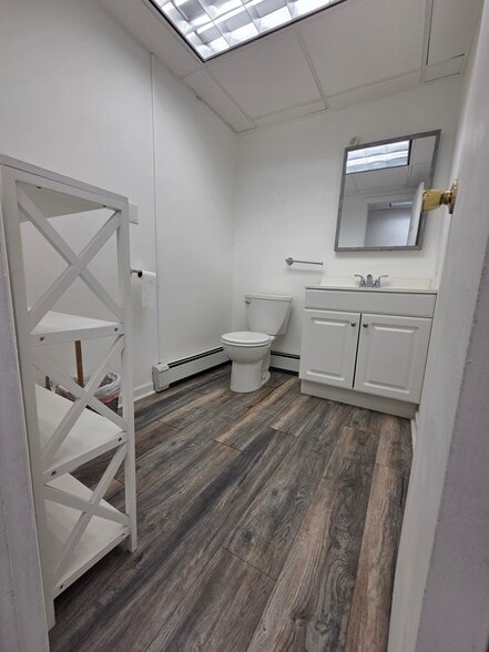More Photos Of 291 Bloomfield Ave, Caldwell Storefront Retail Office For Lease