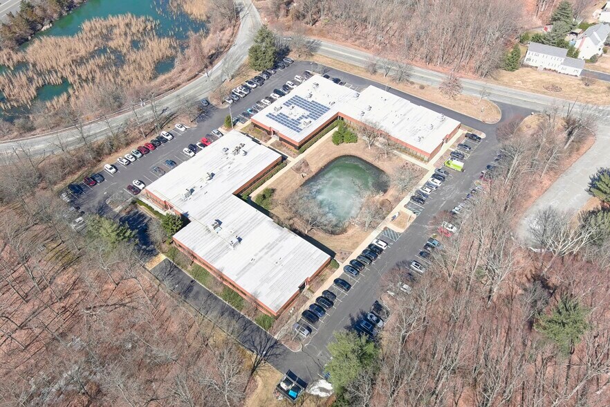 More Photos Of 200 Mineral Springs Rd, Rockaway Medical For Lease