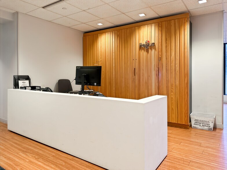 More Photos Of 10440 Little Patuxent Pky, Columbia Coworking Space