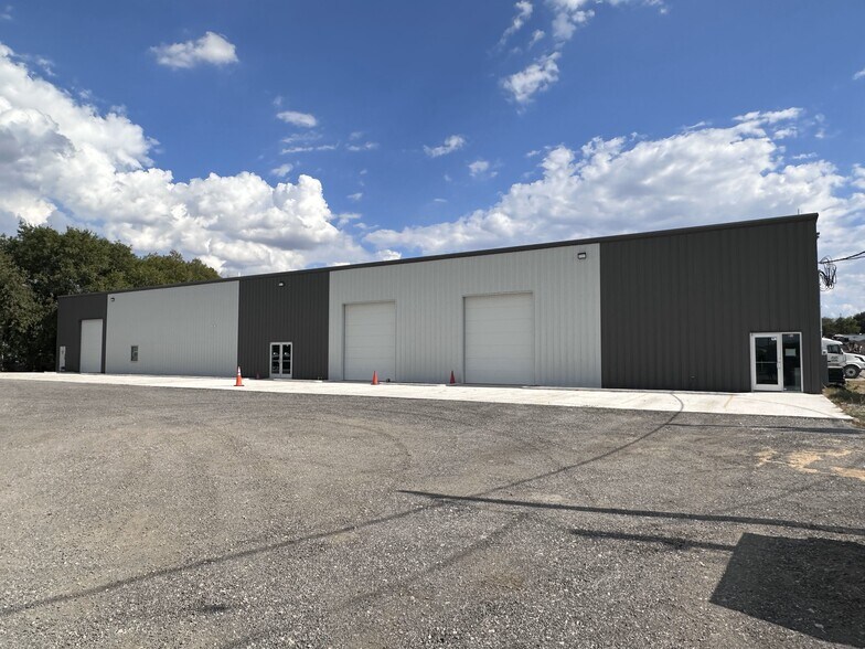 More Photos Of 563 Krueger Cyn, New Braunfels Industrial For Lease