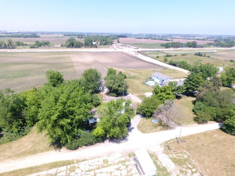 More Photos Of 202 72nd Ave, Kenosha Multifamily For Sale