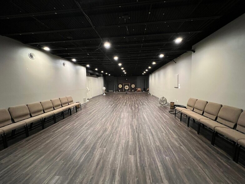 More Photos Of 5133 S Campbell Ave, Springfield Storefront Retail Office For Sale