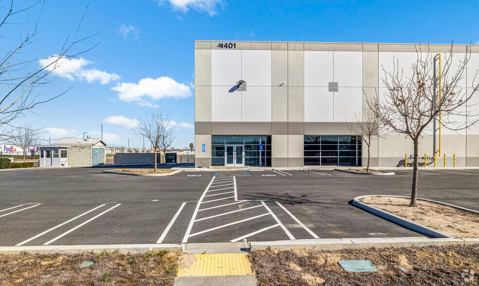More Photos Of 401 E Glenn Ave, Modesto Industrial For Sale