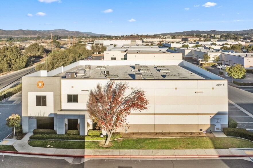More Photos Of 25843 Jefferson Ave, Murrieta Light Distribution For Sale