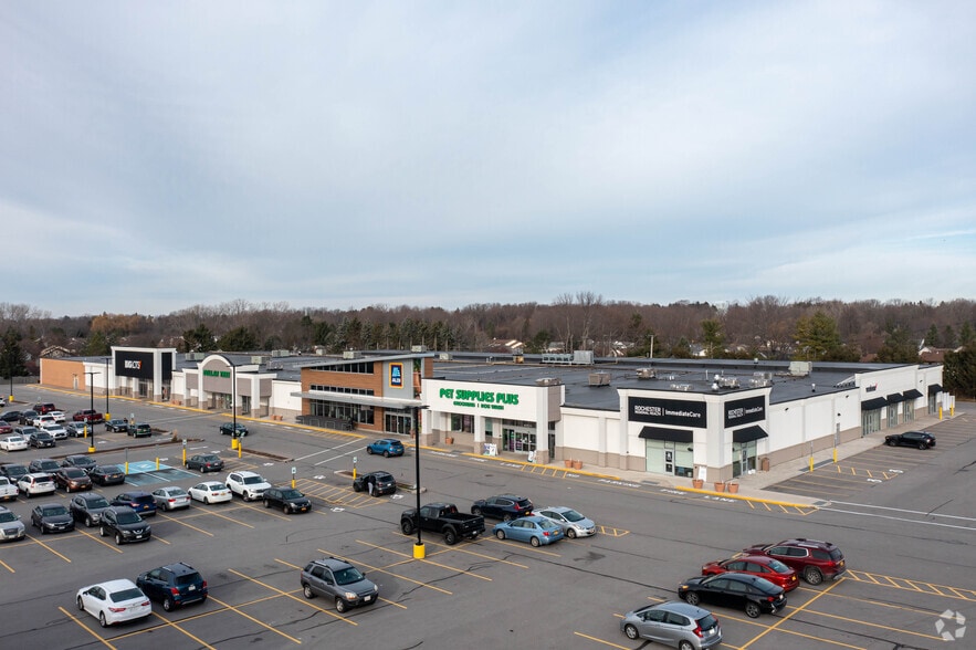 More Photos Of 800-810 Paul Rd, Rochester Unknown For Lease