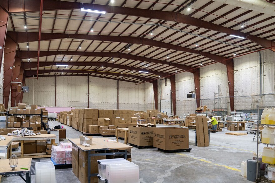 More Photos Of 123 Watford Park Way Dr, Canton Warehouse For Lease