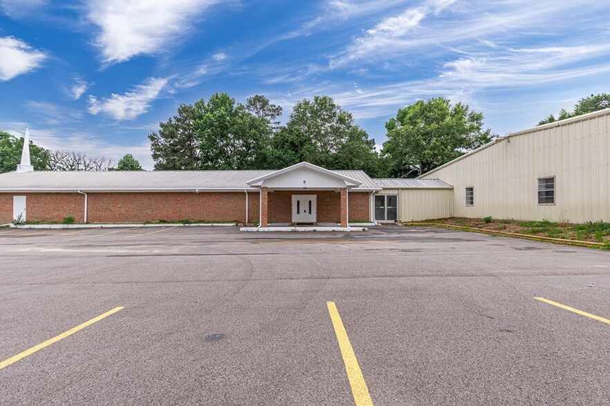 More Photos Of 2769 FM 1475, Lufkin Specialty For Sale