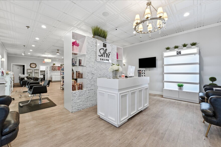 Primary Photo Of 785-819 Williams St, Longmeadow Storefront For Lease