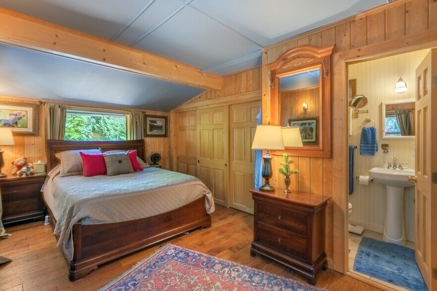 More Photos Of 717 Lake Ave, Grand Lake Specialty For Sale