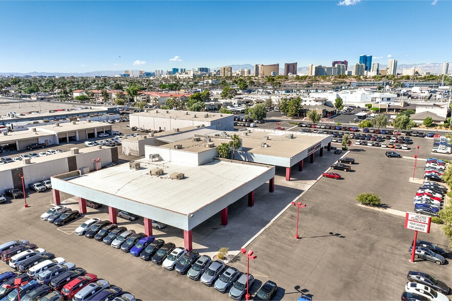 More Photos Of 2121 E Sahara Ave, Las Vegas Auto Dealership For Sale