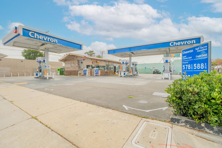 More Photos Of 5740 Atlantic Ave, Long Beach Service Station For Sale