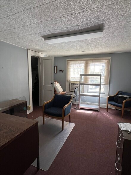 More Photos Of 307 Cottage Ave, Anderson Office For Sale