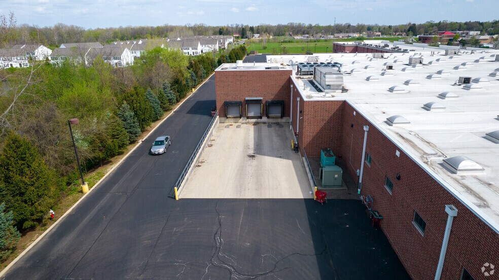 More Photos Of 3773-3841 S Hamilton Rd, Columbus Storefront For Lease